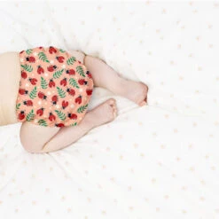 Bambino Mio MioSolo Loveable Ladybug Wasbare Luier BM-5SO-LBUG -Winkel Voor Babyverzorgingsproducten bambino mio miosolo loveable ladybug wasbare luier bm 5so lbug.3 1920x1920
