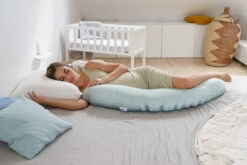 Doomoo Buddy Cloudy Kaki Voedingskussenhoes BC B60 -Winkel Voor Babyverzorgingsproducten doomoo buddy cloudy kaki voedingskussen 2 1