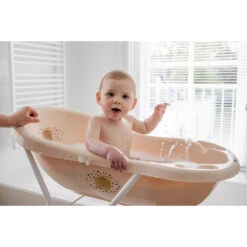 Tryco Swan Ivy Pink Anti-Slip Badje TR-412621 -Winkel Voor Babyverzorgingsproducten tryco leopard lenny sand anti slip badje tr 412624 01 sfeer2 3