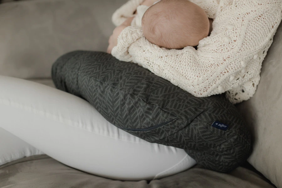 Zaffiro Geo Bottle Green Voedingskussen 1036 4 Zaffiro Geo Bottle Green Voedingskussen 1036 - Afbeelding 2